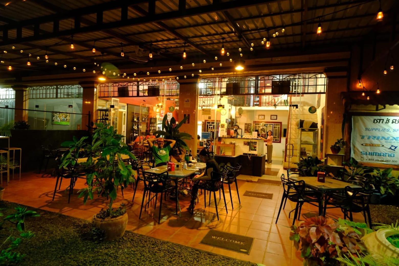 Route 76 Guest House Senmonorom Exterior foto
